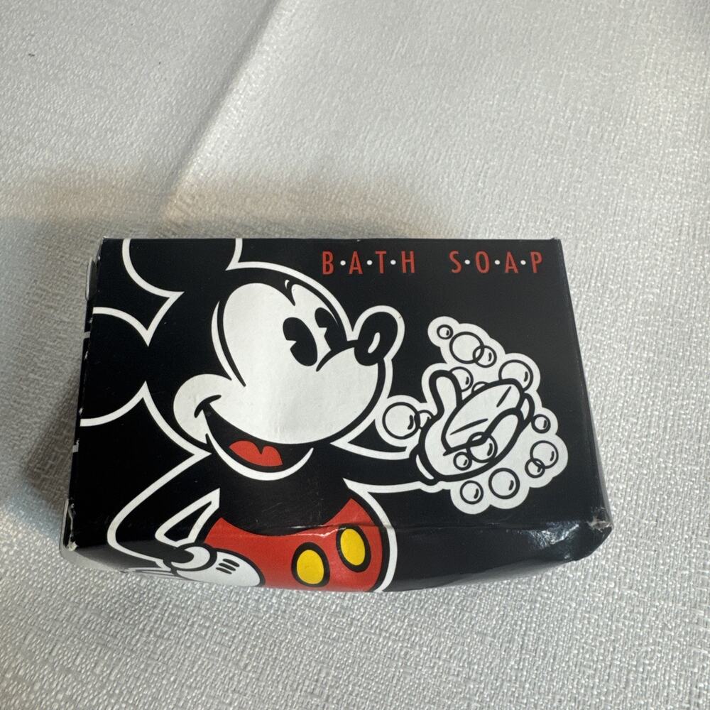 Walt Disney Resorts Mickey Mouse 2.5 Oz Bath Soap Vintage White Bar Soap
